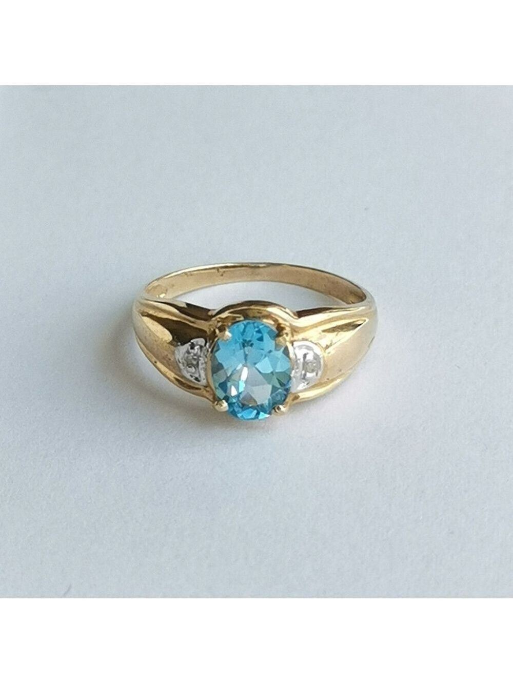 Swiss Blue Topaz Diamond 10k Gold Ring size 7 🆕